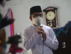 Tak Sekadar Hadiri Peringatan Maulid di Masjid Al Falaq, Ardiansyah Sulaiman Isi Tausiyah, Ajak Jamaah Teladani Sifat Nabi Muhammad SAW