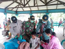 Kembali Gelar Serbuan Vaksinasi, Koramil 0909/05 Muara Bengkal Suntikkan Dosis Pertama di Balai Desa Mawai Indah