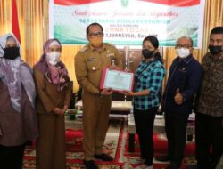 Serahkan Bantuan Alat dan Mesin Pertanian, Kasmidi Bangga OPD Bekerja Maksimal Sesuai Visi dan Misi Pemerintah