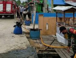 Serius Hidupkan Semangat Gotong Royong, Drainase di Desa Benua Baru Ilir Dibersihkan