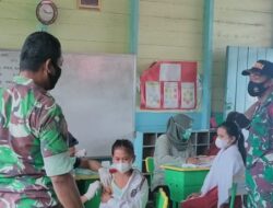 Dapat Dampingan Babinsa, Puskesmas Muara Bengkal Sukses Jalankan Vaksinasi