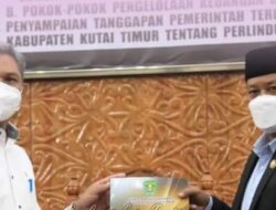 Fraksi DPRD Kutim Beri Pandangan Umum Terhadap Raperda Perlindungan Perempuan