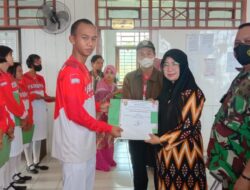 Hadiri Penyerahan Sertifikat Paskibraka Telen, Babinsa Muara Wahau Minta Tetap Tanamkan Semangat Patriotisme