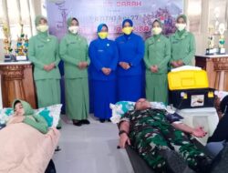 Peringati HUT TNI ke-77, Persit Cabang LVI Kodim 0909/KTM Berpartisipasi Dalam Baksos Donor Darah
