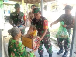 Rangkaian Peringatan HUT TNI ke-77, Koramil Muara Bengkal Bagikan Bingkisan Pada Warga Kurang Mampu