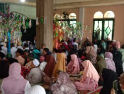 Babinsa Koramil Sangkulirang Hadiri Peringatan Maulid, Ajak Warga Ambil Hikmah dari Perjalanan Nabi Muhammad SAW