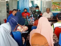 Babinsa Koramil Bengalon Hadiri Rapat Validasi Data Masyarakat Miskin Ekstrem