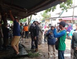 Langgar Aturan, Lapak Pedagang Dibongkar