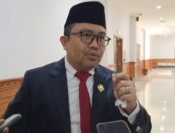 Gaji Tak Layak, APBD Memadai Naikan Gaji Tenaga Honorer