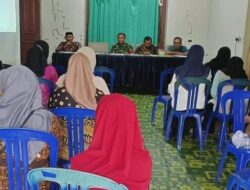 Babinsa Koramil Sangkulirang Hadiri Pertemuan Lintas Sektoral di Kaubun