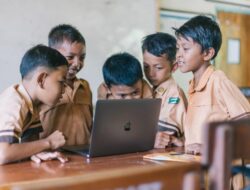 Joni Dukung Sekolah Ramah Anak