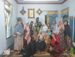 Fitri Bantu Hadroh