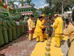 Tradisi Tepung Tawar Sambut Letkol Inf Ginanjar Wahyutomo Sebagai Dandim 0909/KTM