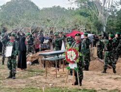 Bentuk Penghargaan Atas Jasa Purnawirawan, Kodim 0909/KTM Gelar Prosesi Pemakaman Secara Militer