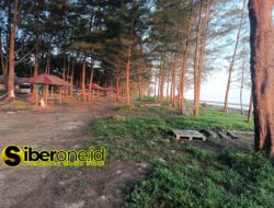Pantai Indah Manubar Jadi Tujuan Wisata Warga Desa Sekitar