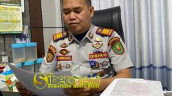 Dishub Kutim Pasang Rambu 50 Meter Sebelum Area Black Spot